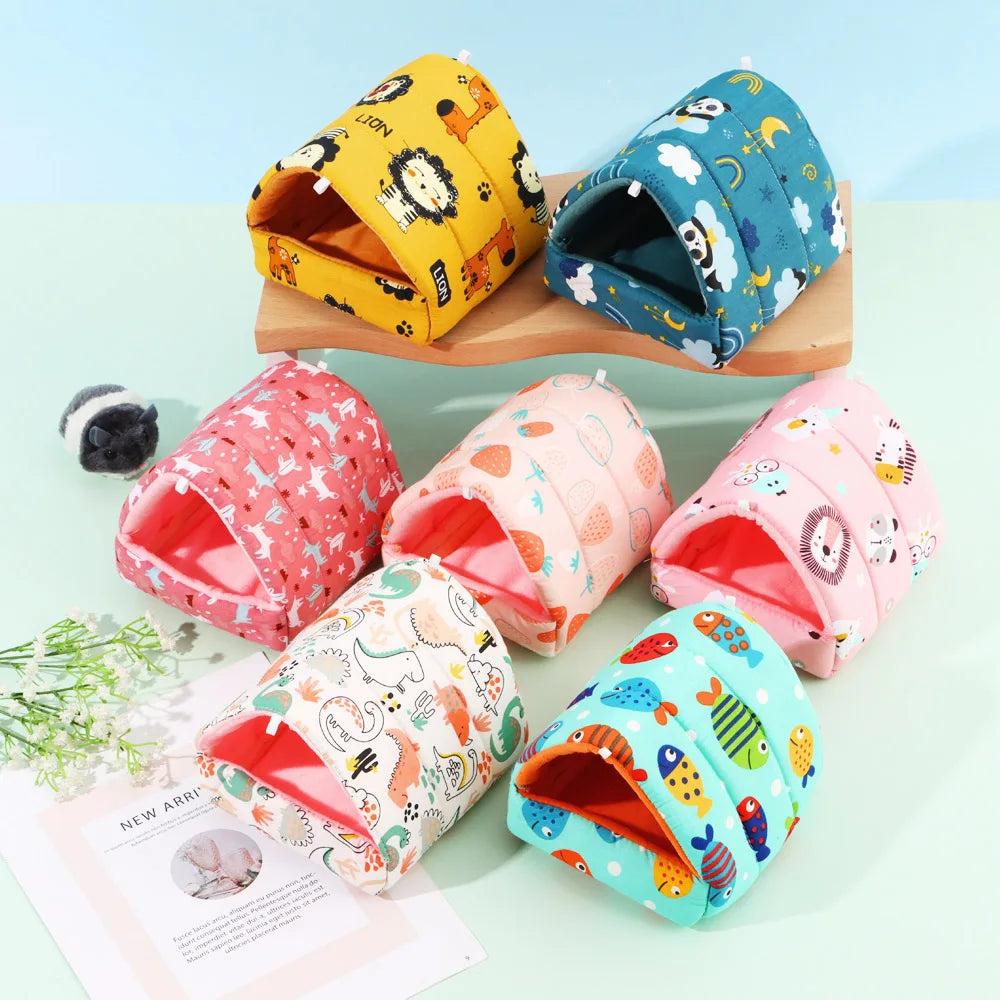 Winter Cute Cartoon Rabbit Squirrel Mini Cage Guinea Pig Nest Small Animal Mice Rat Pet Sleeping Bed Hamster House Warm Soft Mat